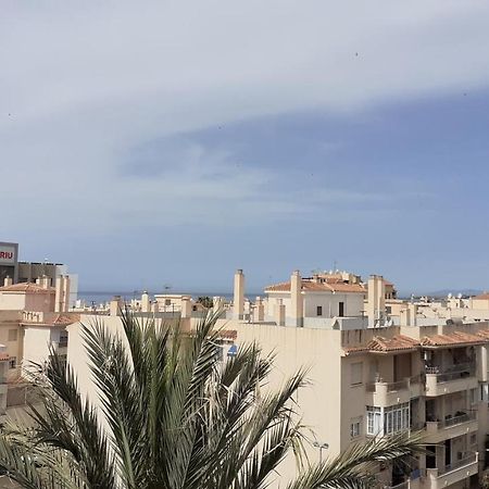 Amplio Piso Al Lado De La Playa En Nerja 아파트 외부 사진