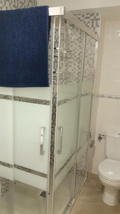 Amplio Piso Al Lado De La Playa En Nerja 아파트 외부 사진