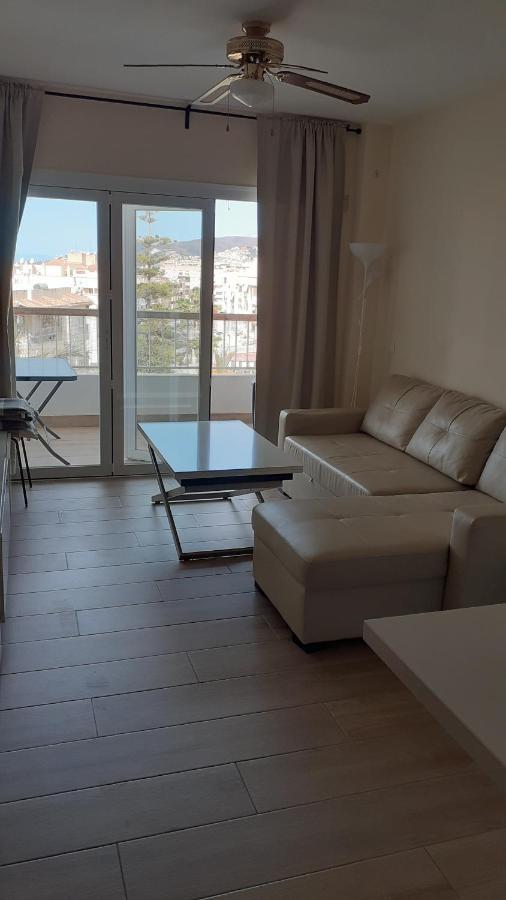 Amplio Piso Al Lado De La Playa En Nerja 아파트 외부 사진