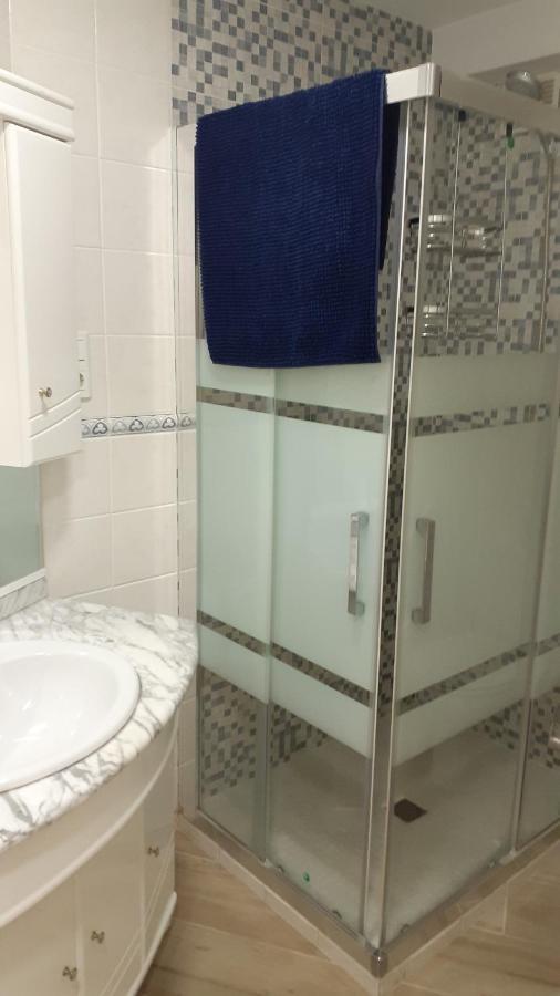Amplio Piso Al Lado De La Playa En Nerja 아파트 외부 사진