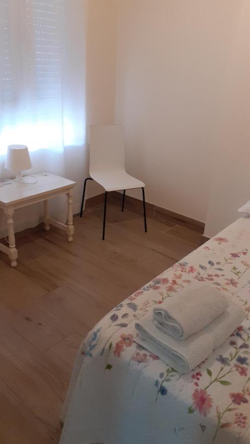 Amplio Piso Al Lado De La Playa En Nerja 아파트 외부 사진